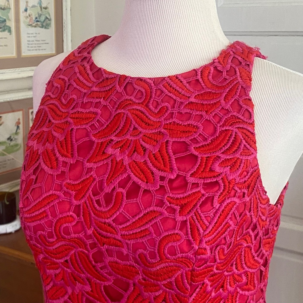 Aidan Mattox dress pinkRed Floral Guipure Lace Sleeveless Keyhole Back fitted‎ - Picture 4 of 9